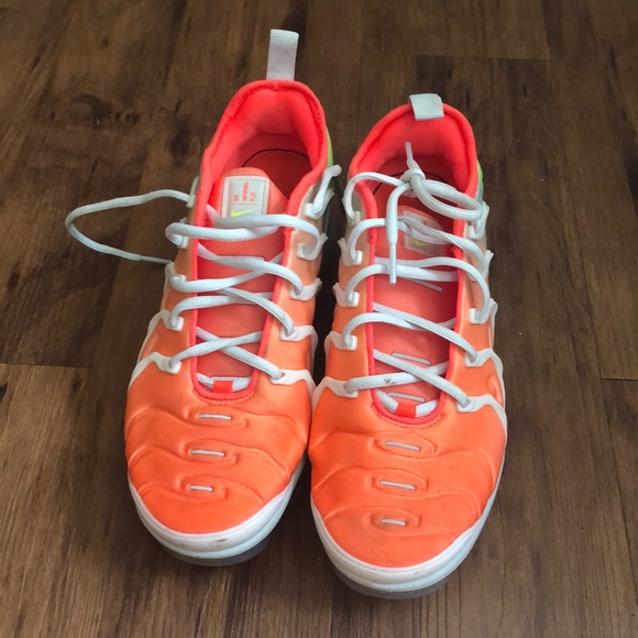 Nike air vapormax plus!!!! - Picture 2 of 4